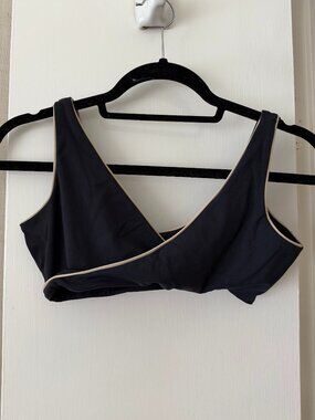 SET Active AirLuxe Contrast Trim Wrap Sports Bra — Medium